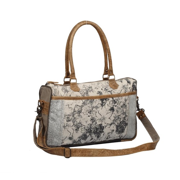 LANYARD MESSENGER BAG - Picture 2 of 3